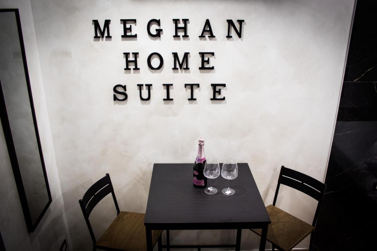 Suite Meghan Home Катания Екстериор снимка
