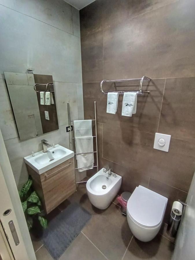 Suite Meghan Home Катания Екстериор снимка