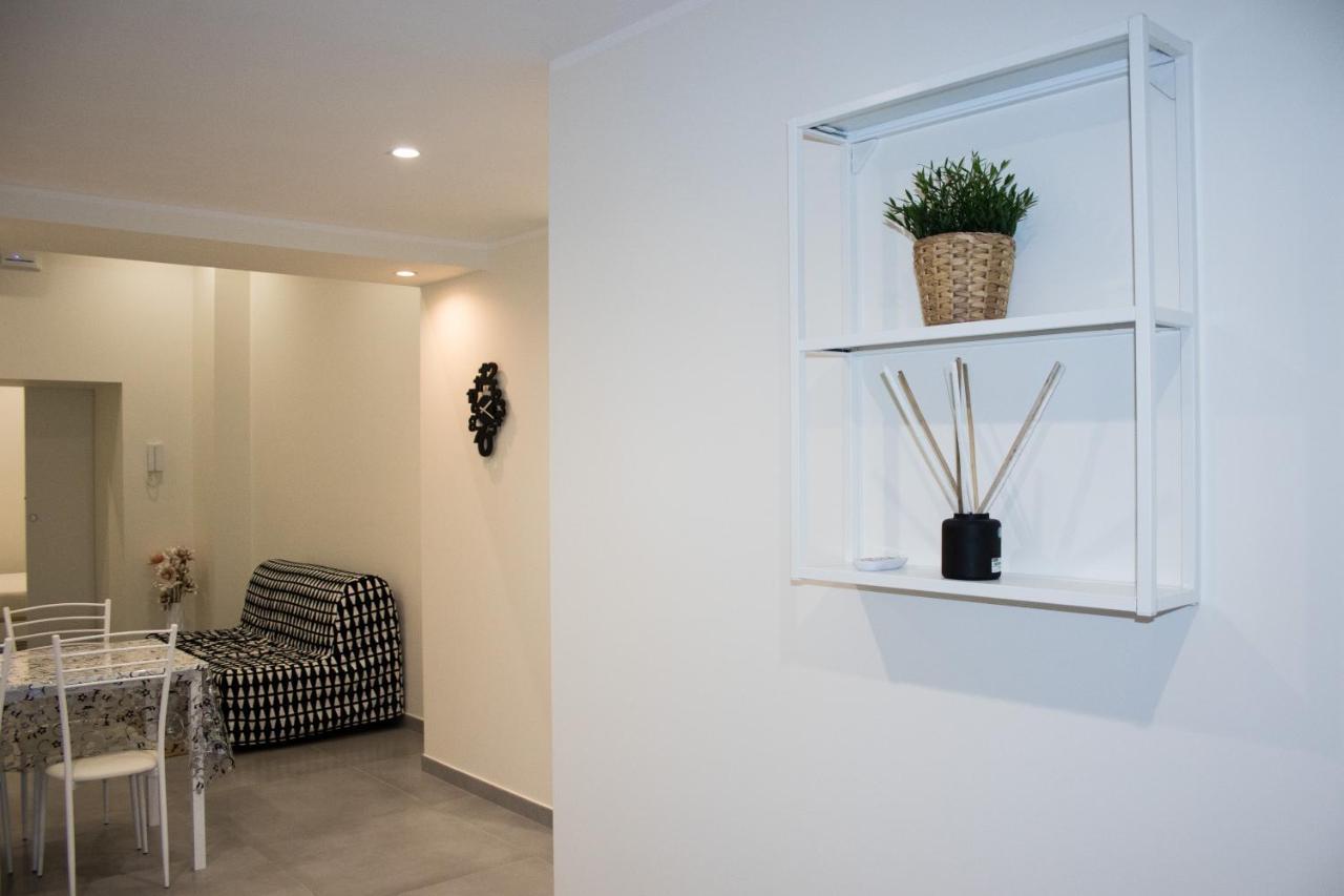 Suite Meghan Home Катания Екстериор снимка